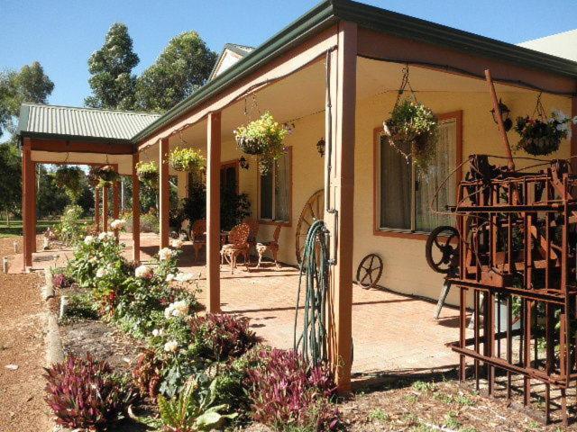 Enderslie House Bed & Breakfast Muchea Экстерьер фото